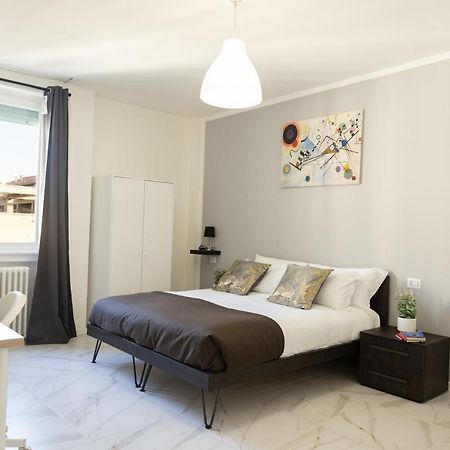 Santa Marta Apartments Milaan Buitenkant foto