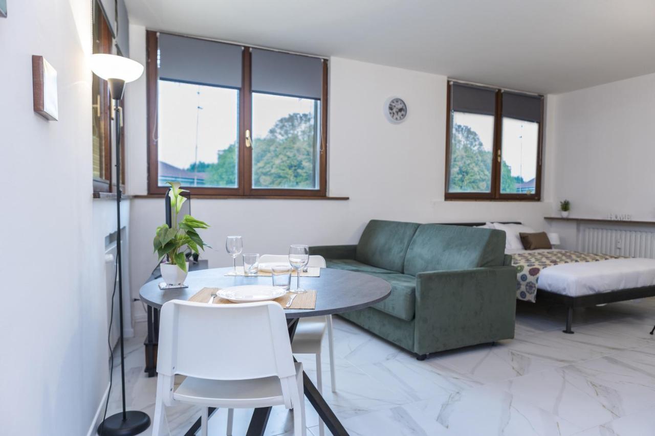 Santa Marta Apartments Milaan Buitenkant foto